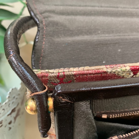 Vintage French Brocade & Leather Lion Purse, A la Reine Des Fees - Picture 7 of 10